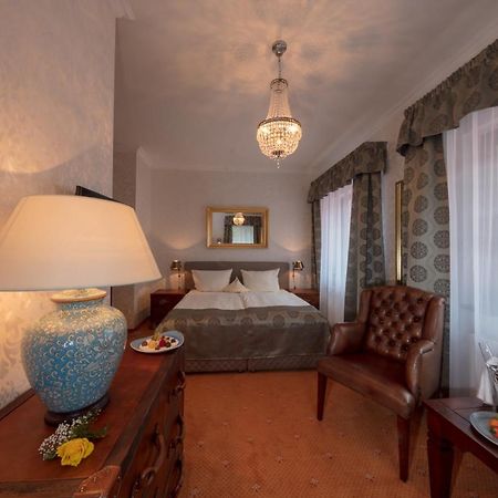 The Lakeside - Burghotel Zu Strausberg Extérieur photo